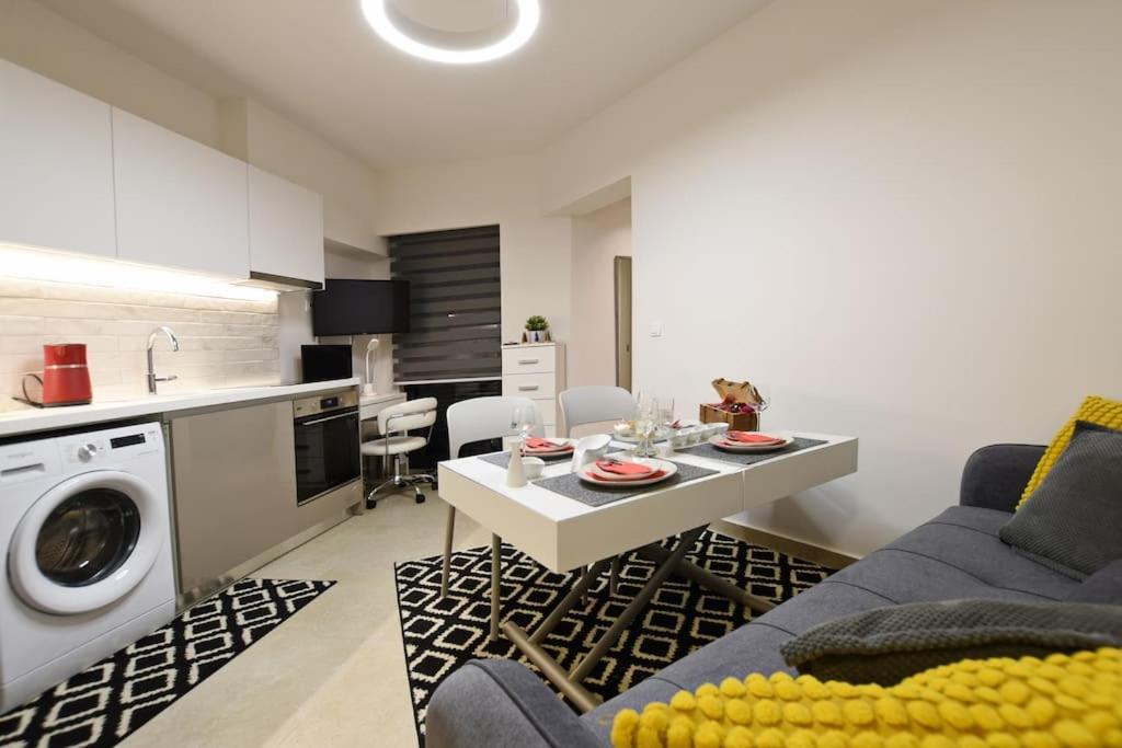 Uni Cozy City Apartment Rhodes City Zewnętrze zdjęcie